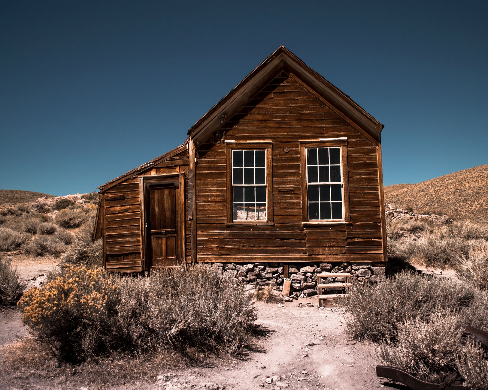 Why Is My House So Dry? 6 Common Causes and How to Fix Them 1 Illustration for: Why Is My House So Dry? 6 Common Causes and How to Fix Them