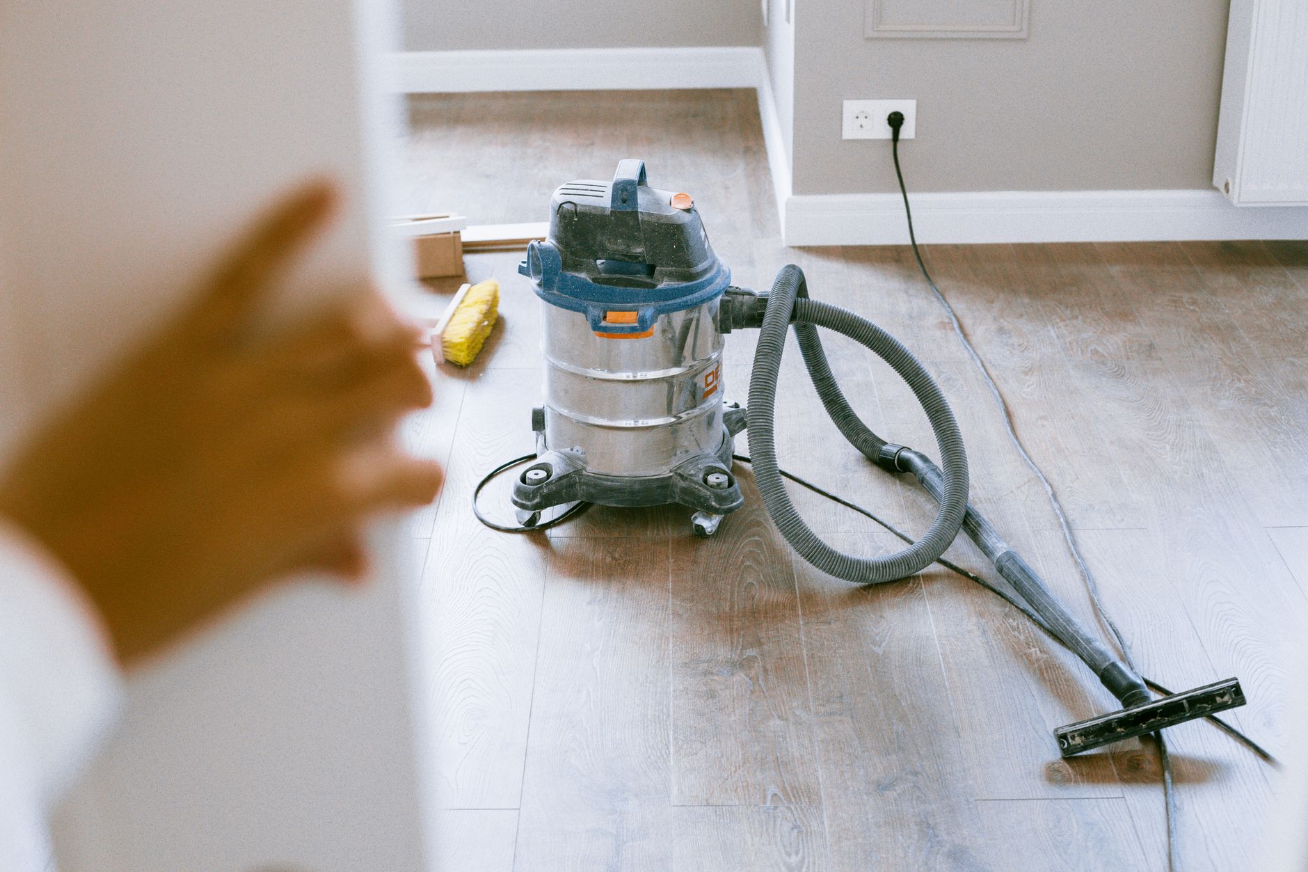 Illustration for: Why Is My Vacuum Losing Suction? Common Causes and Fixes for 2026