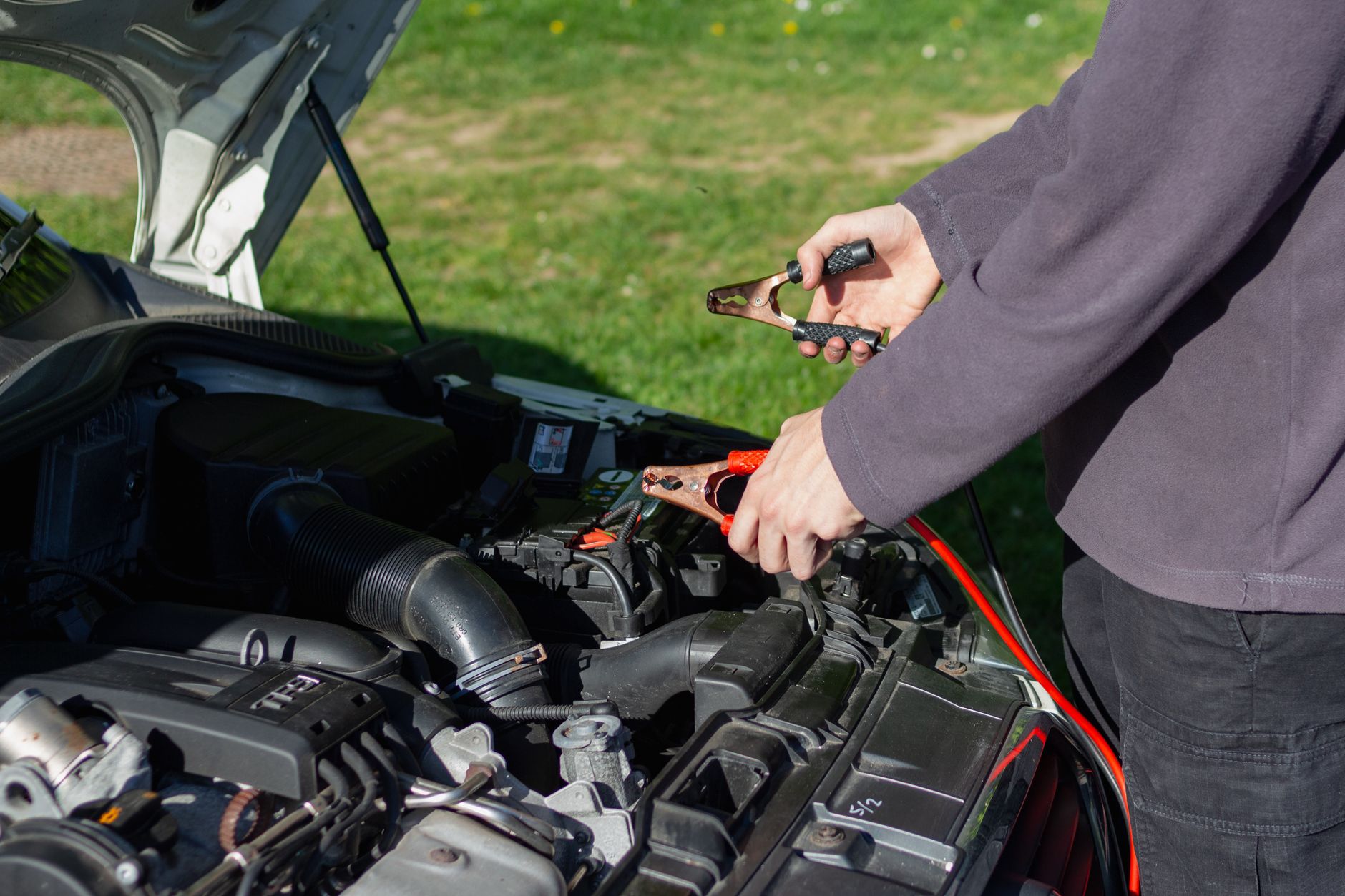 Can You Leave a Power Tool Battery on the Charger? What You Need to Know in 2026 1 Illustration for: Can You Leave a Power Tool Battery on the Charger? What You Need to Know in 2026