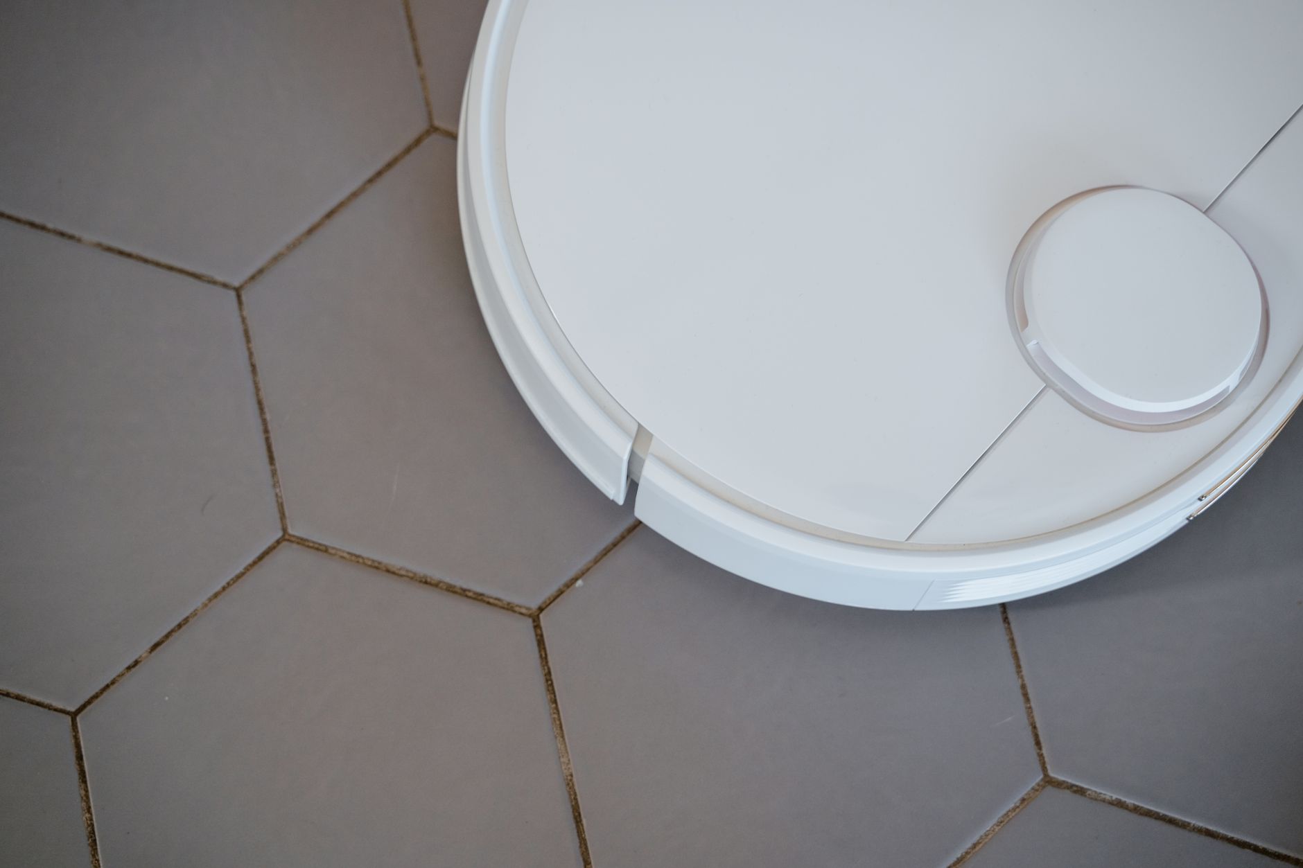 Illustration for: How to Clean an Automatic Litter Box: A Complete Guide for 2026