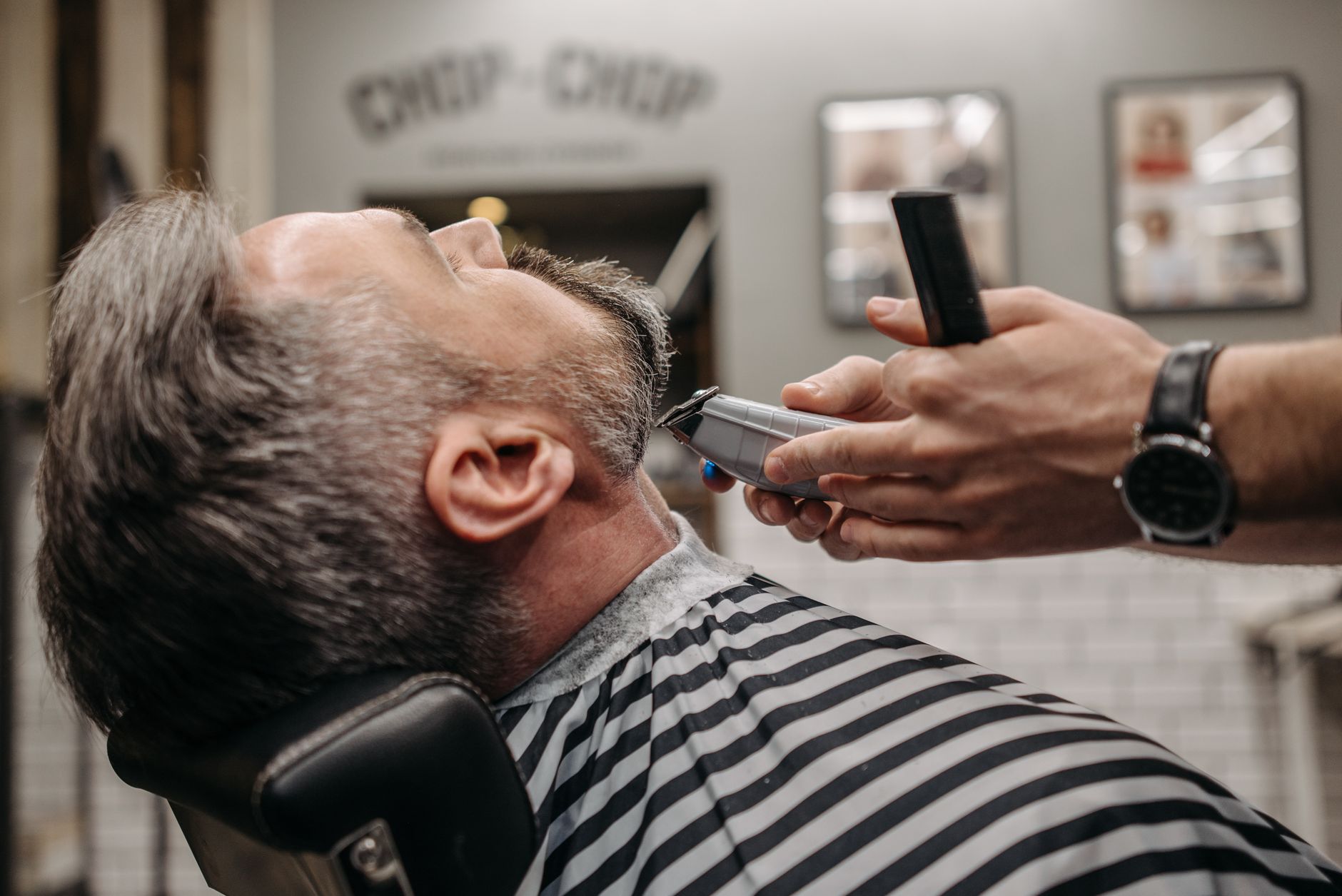 Illustration for: Electric Shaver Not Cutting Properly? Here's What to Check