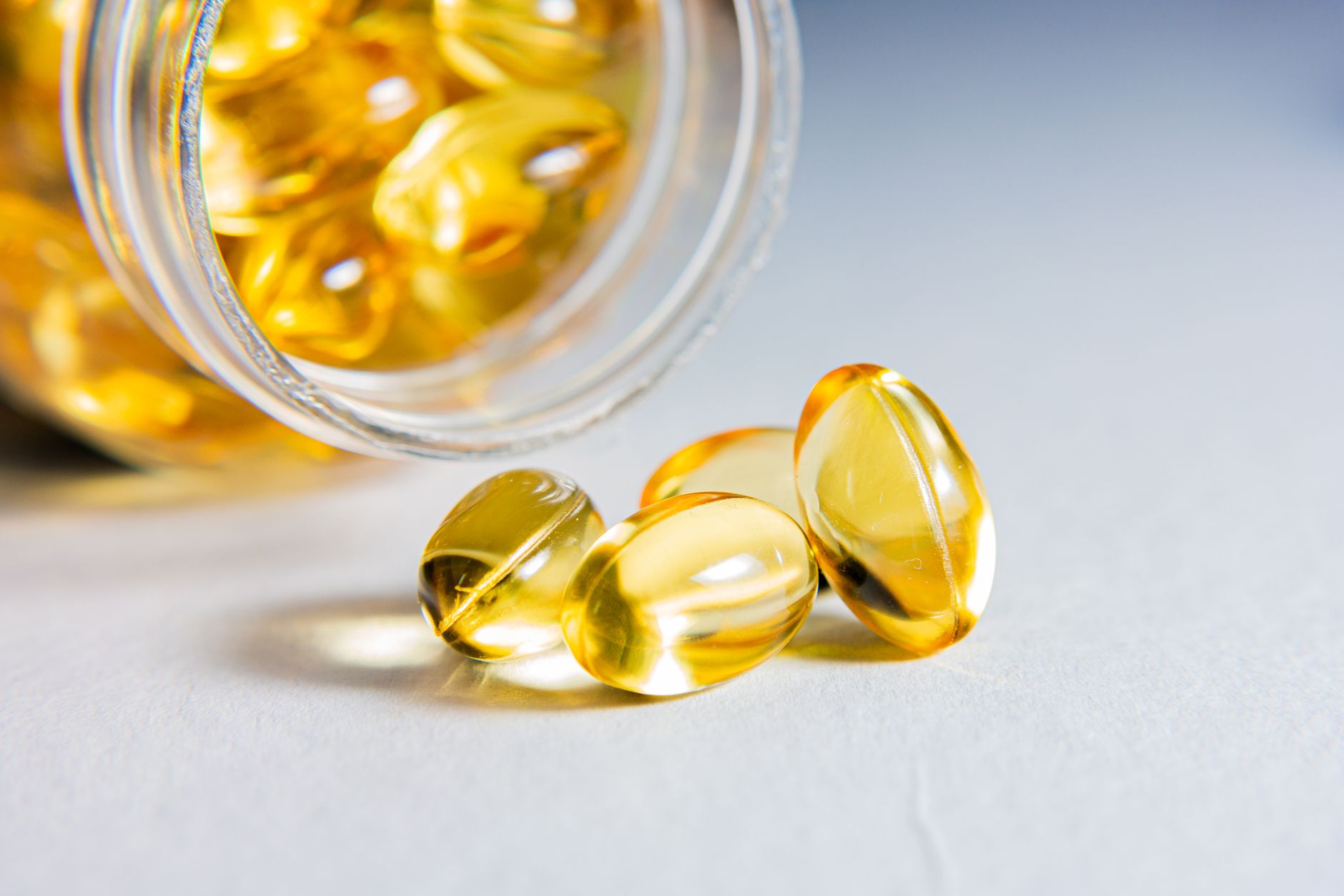 Astaxanthin Vs Fish Oil: Key Differences and Which One You Need 1 Illustration for: Astaxanthin Vs Fish Oil: Key Differences and Which One You Need