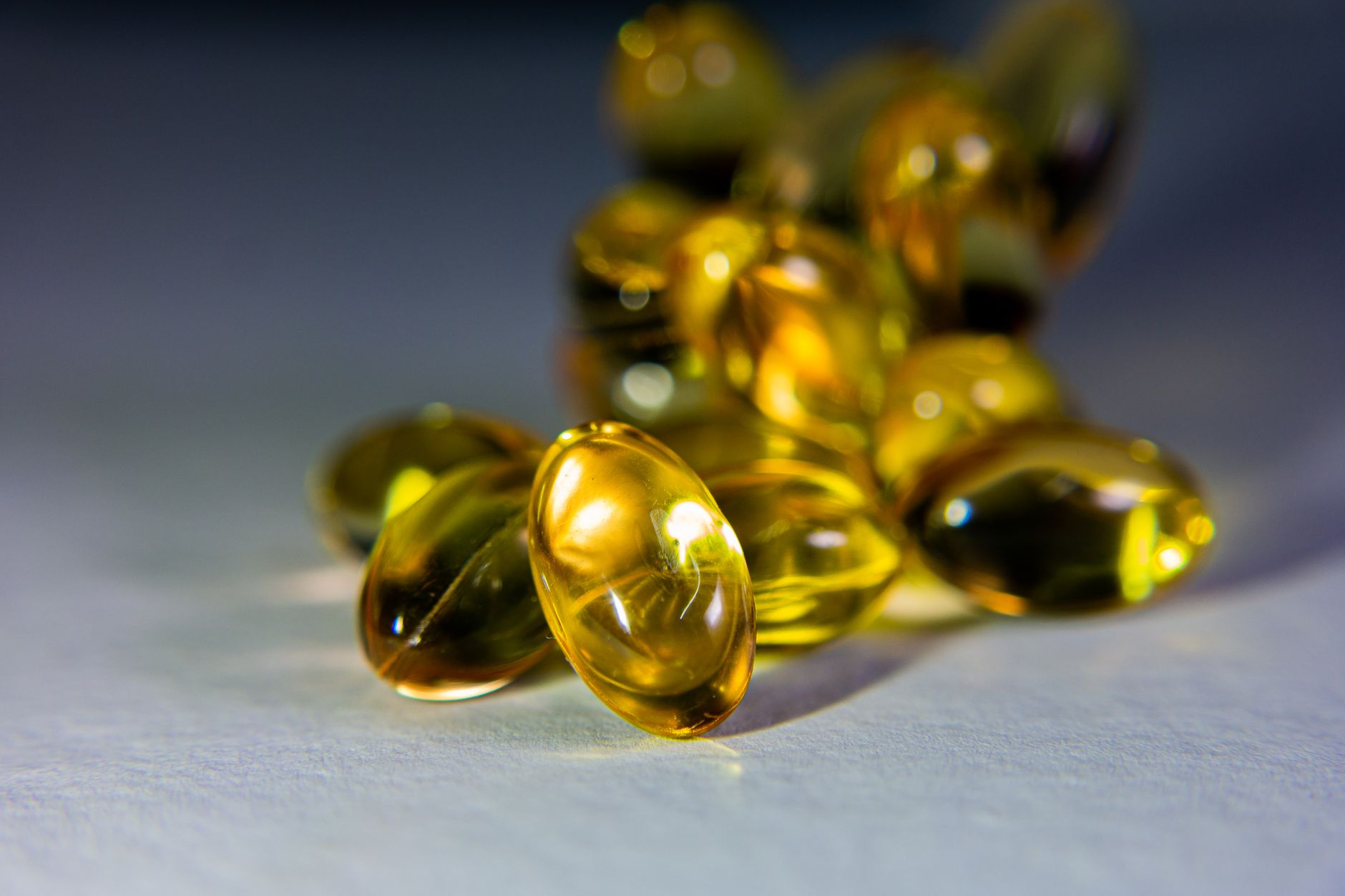 Illustration for: Astaxanthin vs Vitamin E: Key Differences and Benefits