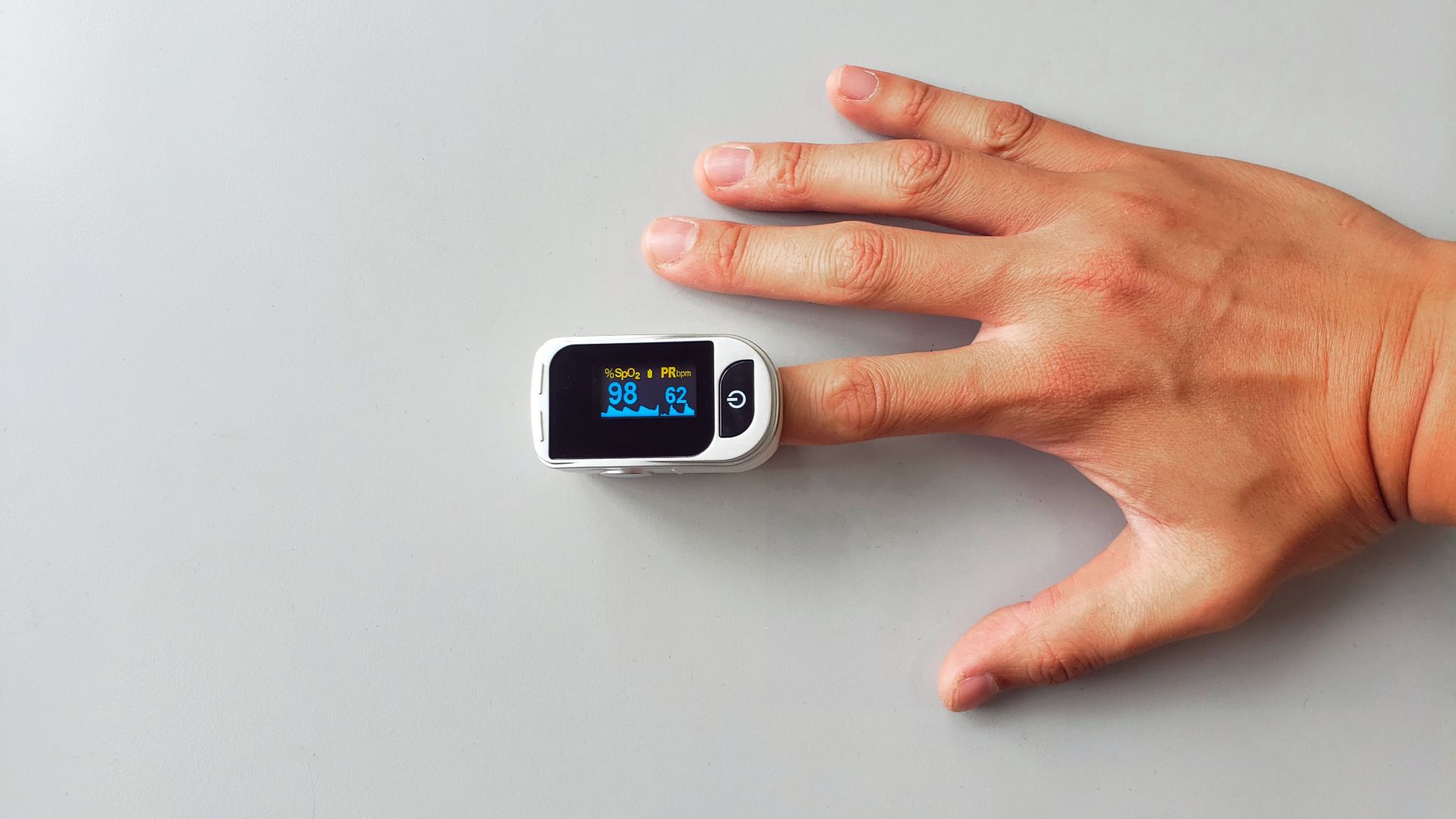 Illustration for: Fingertip Pulse Oximeter Reviews: What You Need to Know Before Buying
