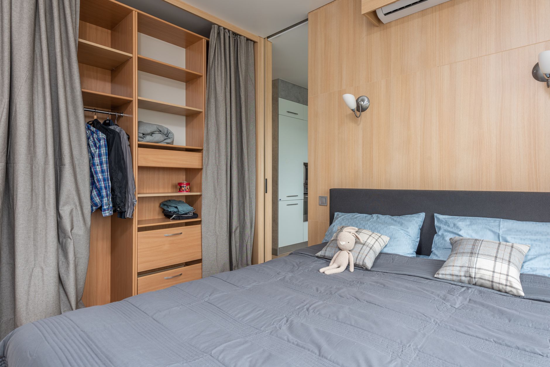 Illustration for: Bed Rail With Storage Pocket: What It Is and How to Choose